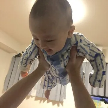 完全母乳で子育てしたいのにうまくいかない!そんな私を救ってくれた助産師さんとのエピソード