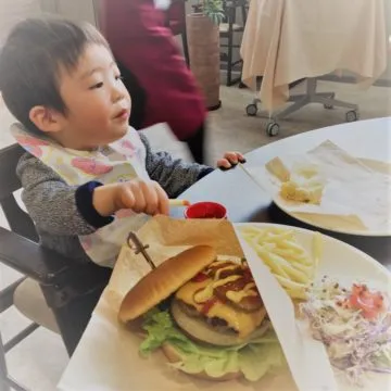 子どもと一緒にランチ☆一番大変だった時期の乗り越え方!