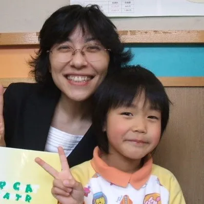 広島の子ども英語はアミティーへ!2歳で始めた子の14年後の姿って?