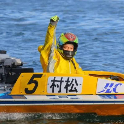 地元イケメンレーサー大活躍!親子でハマる、ボートレース宮島のネット観戦