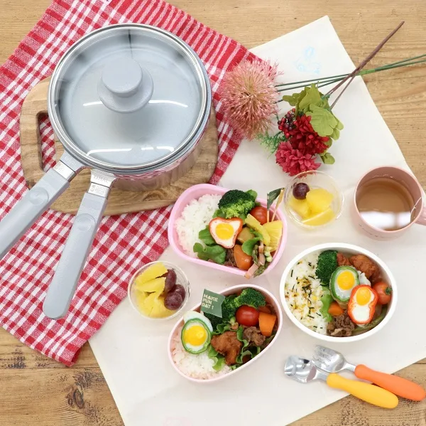 幼稚園入園準備中のママ必見! このお弁当、お鍋一つで作りました♪ 3歳が喜ぶお弁当づくりに、編集部が挑戦